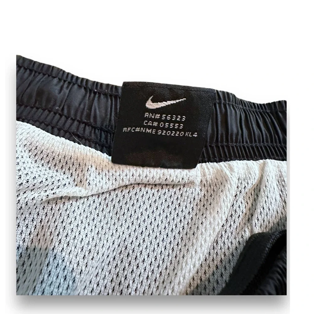 Vintage 1990s Big Logo Nike Workout Shorts:‎ Size XL